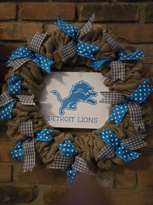 Detroit Lions Football 16" Burlap Wreath